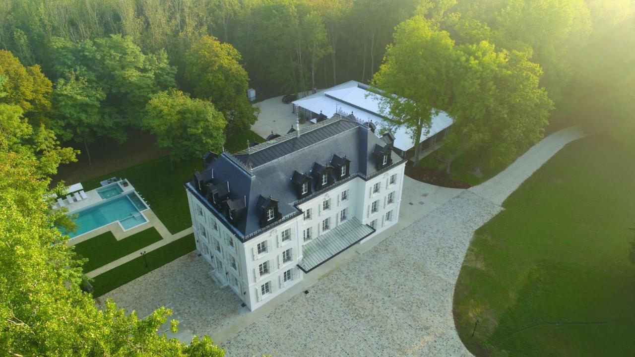 Château des Hauts de Provins Hotel Champcenest Exterior foto