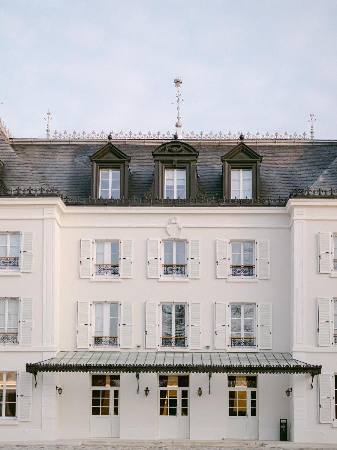 Château des Hauts de Provins Hotel Champcenest Exterior foto