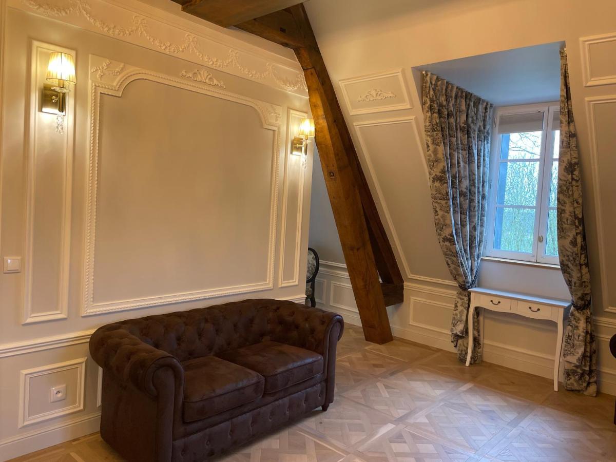 Château des Hauts de Provins Hotel Champcenest Exterior foto